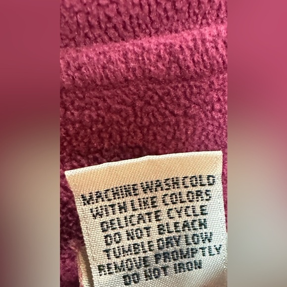 LL Bean Long Sleeve Fleece Quarter Zip Pullover Wine Color Women’s Size Medium - Picture 8 of 9